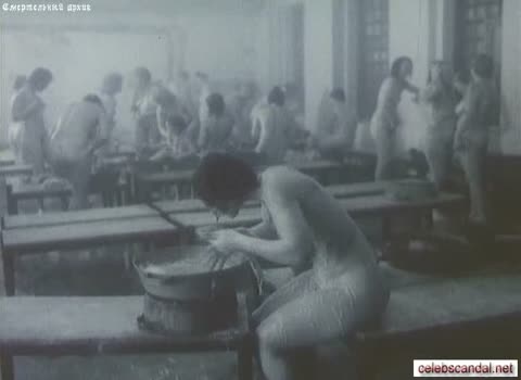Светлана Гайтан голая в женской бане сцена из фильма - 